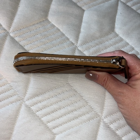 Fendi Zip Coin Card Holder - Picture 8 of 10